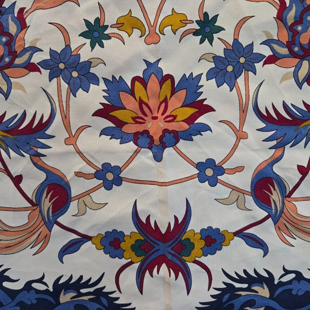 Piramit Turkish Silk Scarf with hand-rolled hems